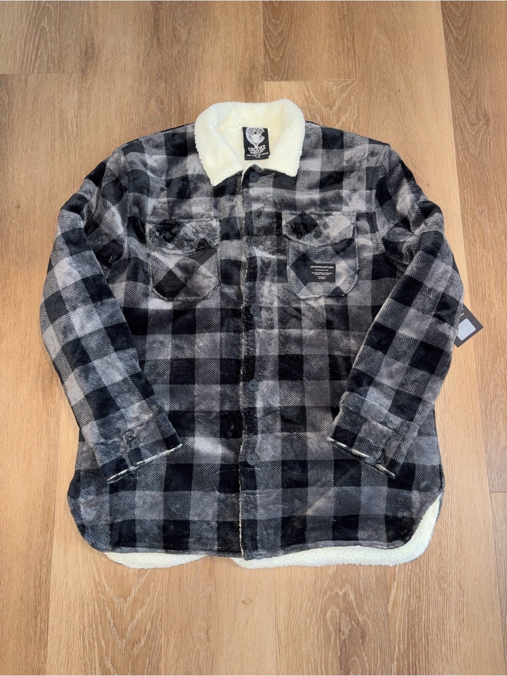 Crooks & Castles Men’s L Sherpa Lined Buffalo Plaid Jacket Medusa NWT Black Gray